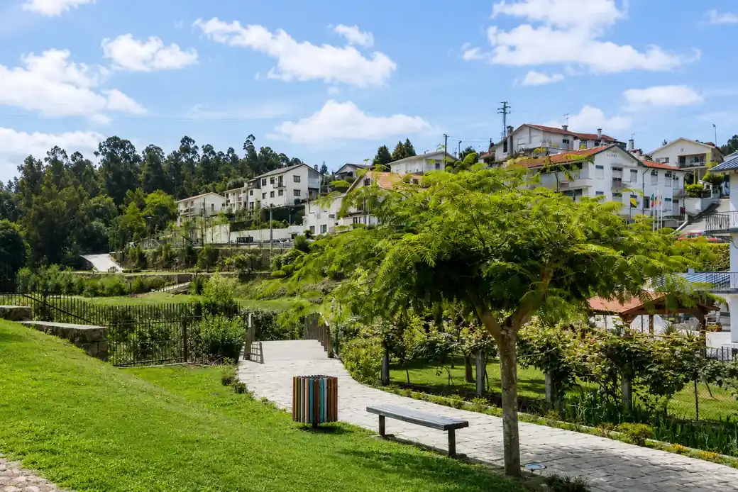 Parque da vila de Caldas de São Jorge
